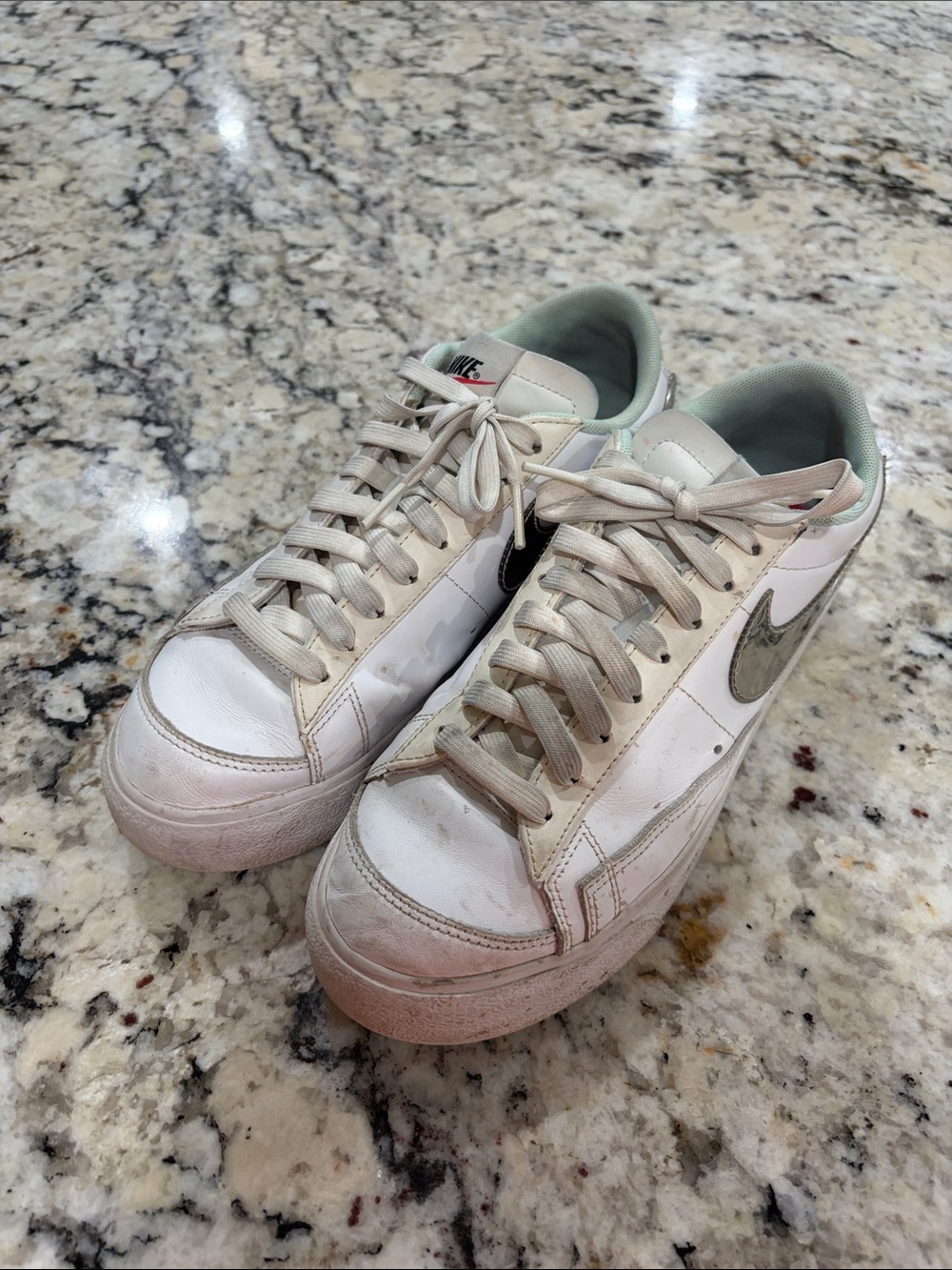 Nike Women’s Sz9 White Blazer Low Platform Sneakers with Silver Swoosh